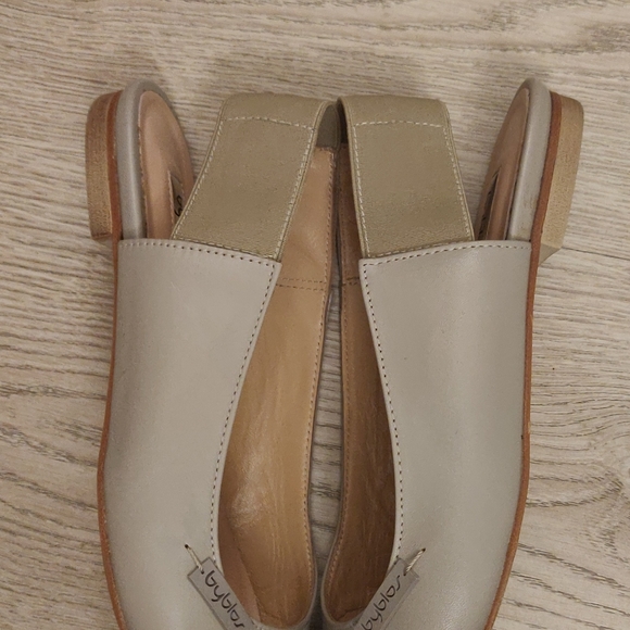 BYBLOS (made in Italy) Beige Ballet Genuine Leather Flats - Picture 14 of 16